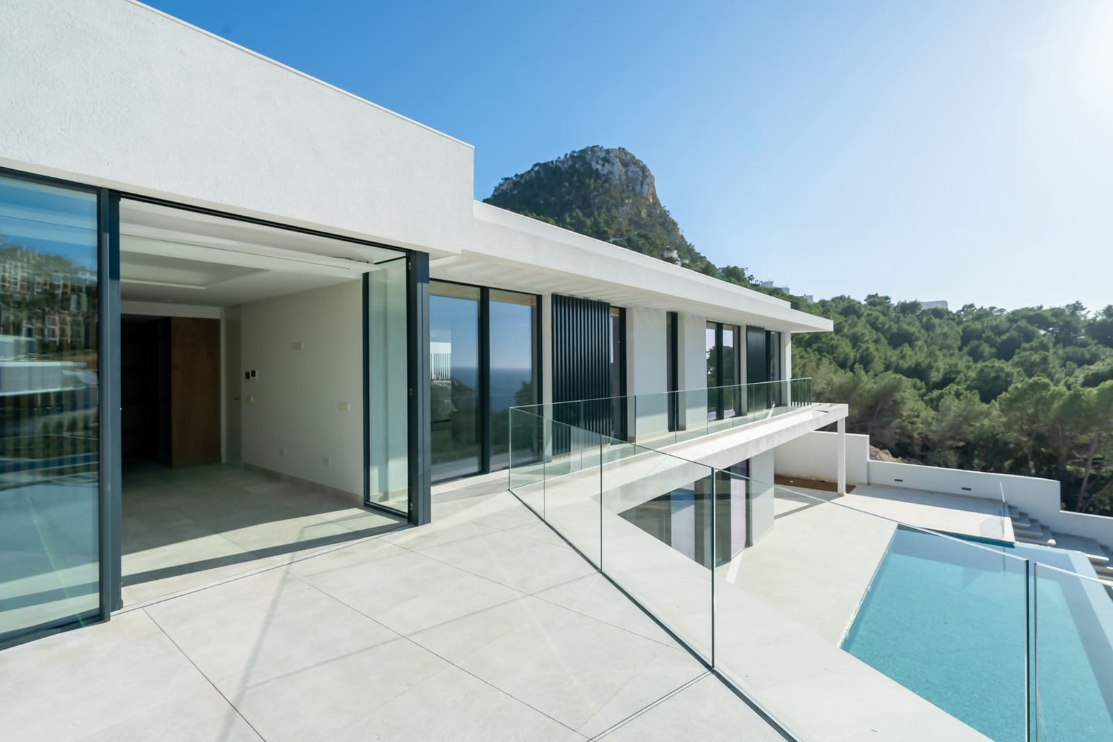 5 soveværelse Villa til salg i Puerto de Andratx med swimmingpool - € 7.850.000 (Ref: 8770767)