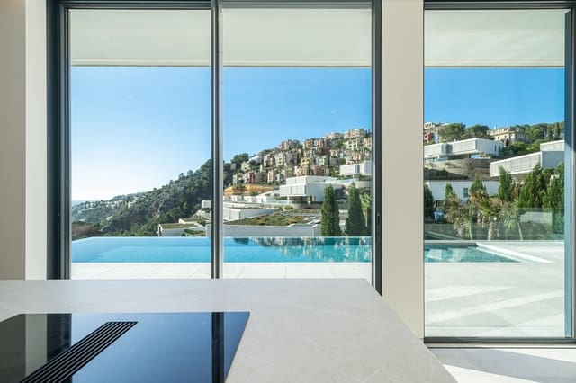 5 makuuhuone Huvila myytävänä paikassa Puerto de Andratx, Andratx mukana uima-altaan - 7 850 000 € (Ref: 8770767)