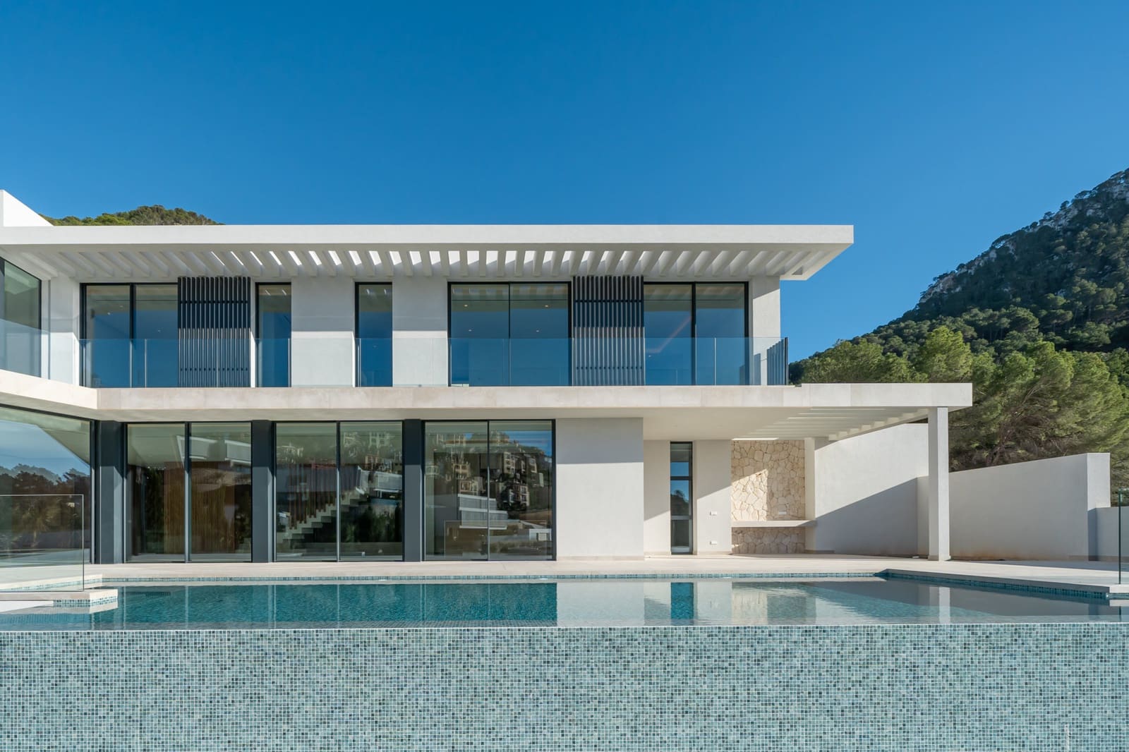 5 soveværelse Villa til salg i Puerto de Andratx med swimmingpool - € 7.850.000 (Ref: 8770767)