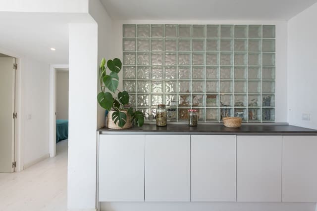 2 soveværelse Lejlighed til salg i Illetas, Calvià - € 695.000 (Ref: 8783664)