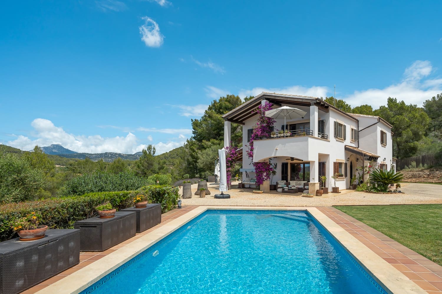 5 soveværelse Finca/Landehus til salg i Calvia med swimmingpool - € 2.170.000 (Ref: 8848954)