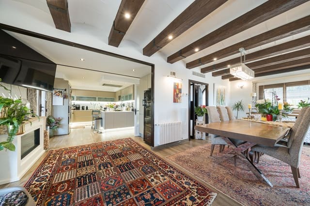 5 soveværelse Finca/Landehus til salg i Calvià med swimmingpool - € 2.170.000 (Ref: 8848954)