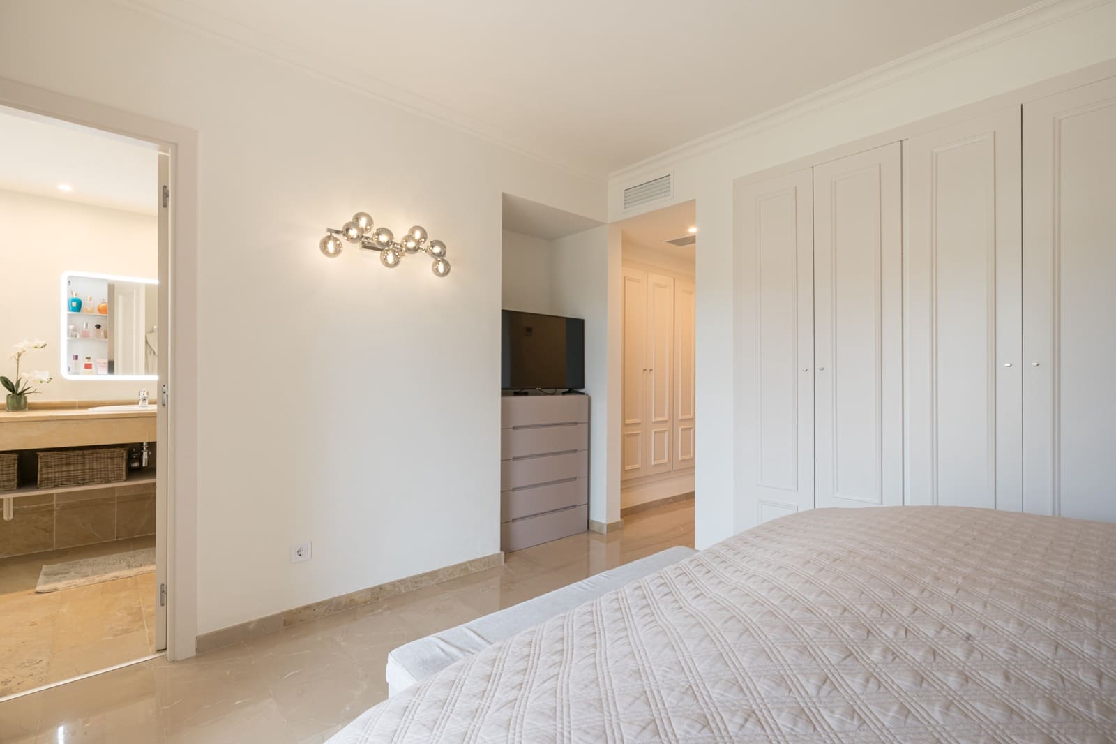 2 soveværelse Lejlighed til salg i Santa Ponsa - € 795.000 (Ref: 8851441)