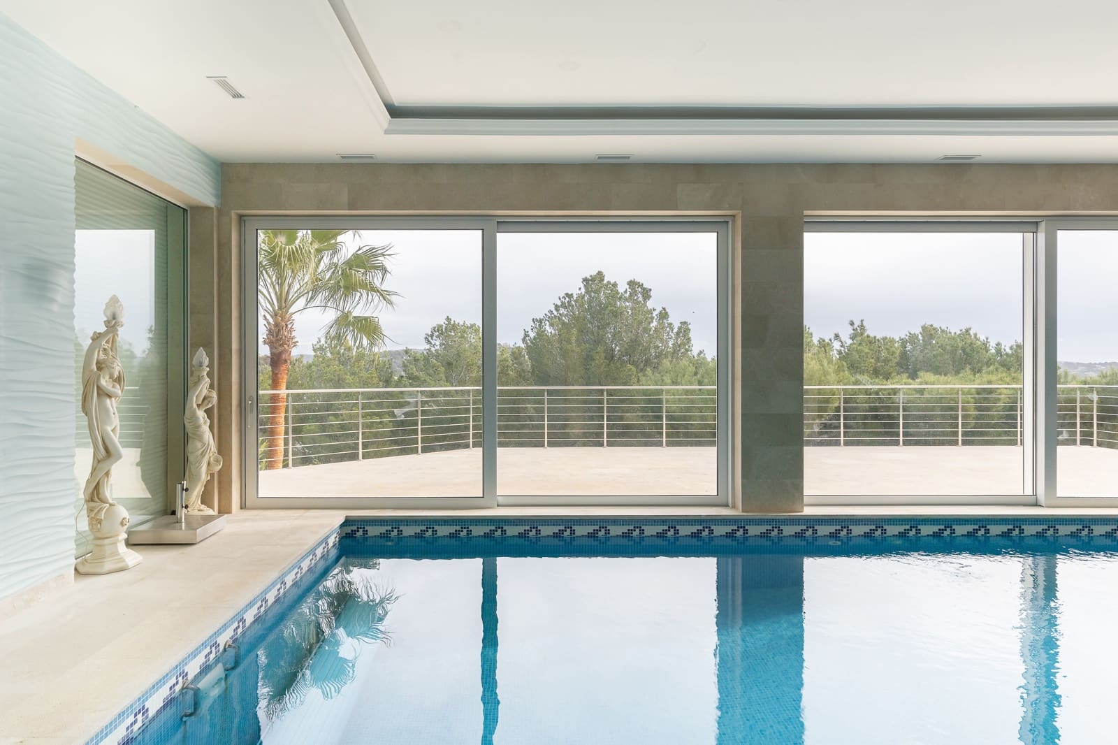 3 soveværelse Villa til salg i Costa de la Calma med swimmingpool - € 2.980.000 (Ref: 8900468)