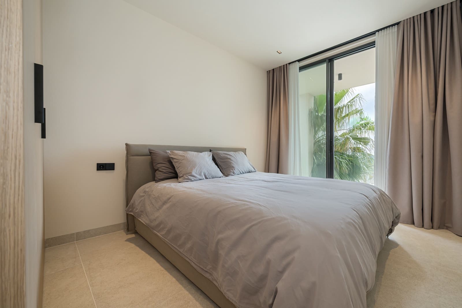 3 bedroom Villa for sale in Costa de la Calma with pool - € 2,980,000 (Ref: 8905490)