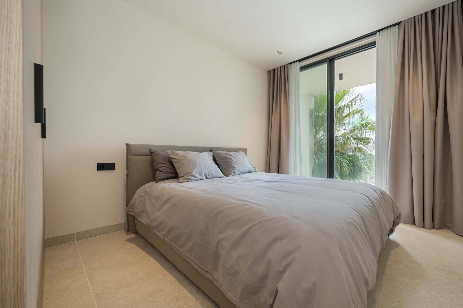 3 bedroom Villa for sale in Costa de la Calma with pool garage - € 2,980,000 (Ref: 8905490)
