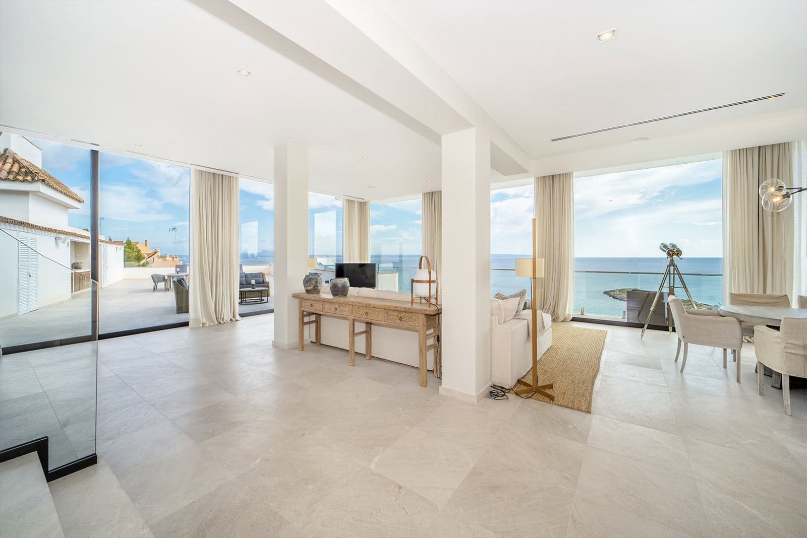 4 bedroom Apartment for sale in Illetas with garage - € 5,490,000 (Ref: 8913238)