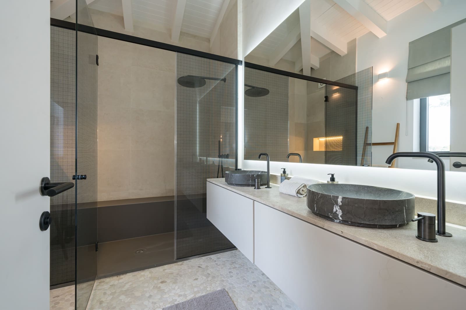 5 bedroom Villa for sale in Santa Ponsa with pool garage - € 3,600,000 (Ref: 8949098)