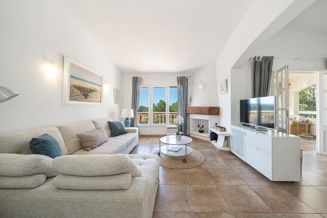 5 soveværelse Villa til salg i Costa de la Calma, Calvià med swimmingpool - € 1.595.000 (Ref: 8949101)