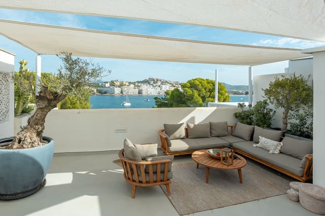 2 soveværelse Lejlighed til salg i Santa Ponsa, Calvià - € 1.295.000 (Ref: 8957367)