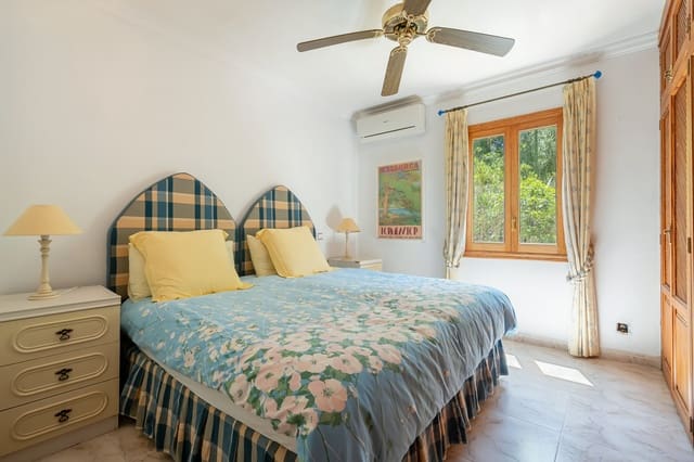 5 soveværelse Villa til salg i Cala Vinyes / Cala Vinyas / Cala Viñas, Calvià med swimmingpool - € 1.550.000 (Ref: 8970615)