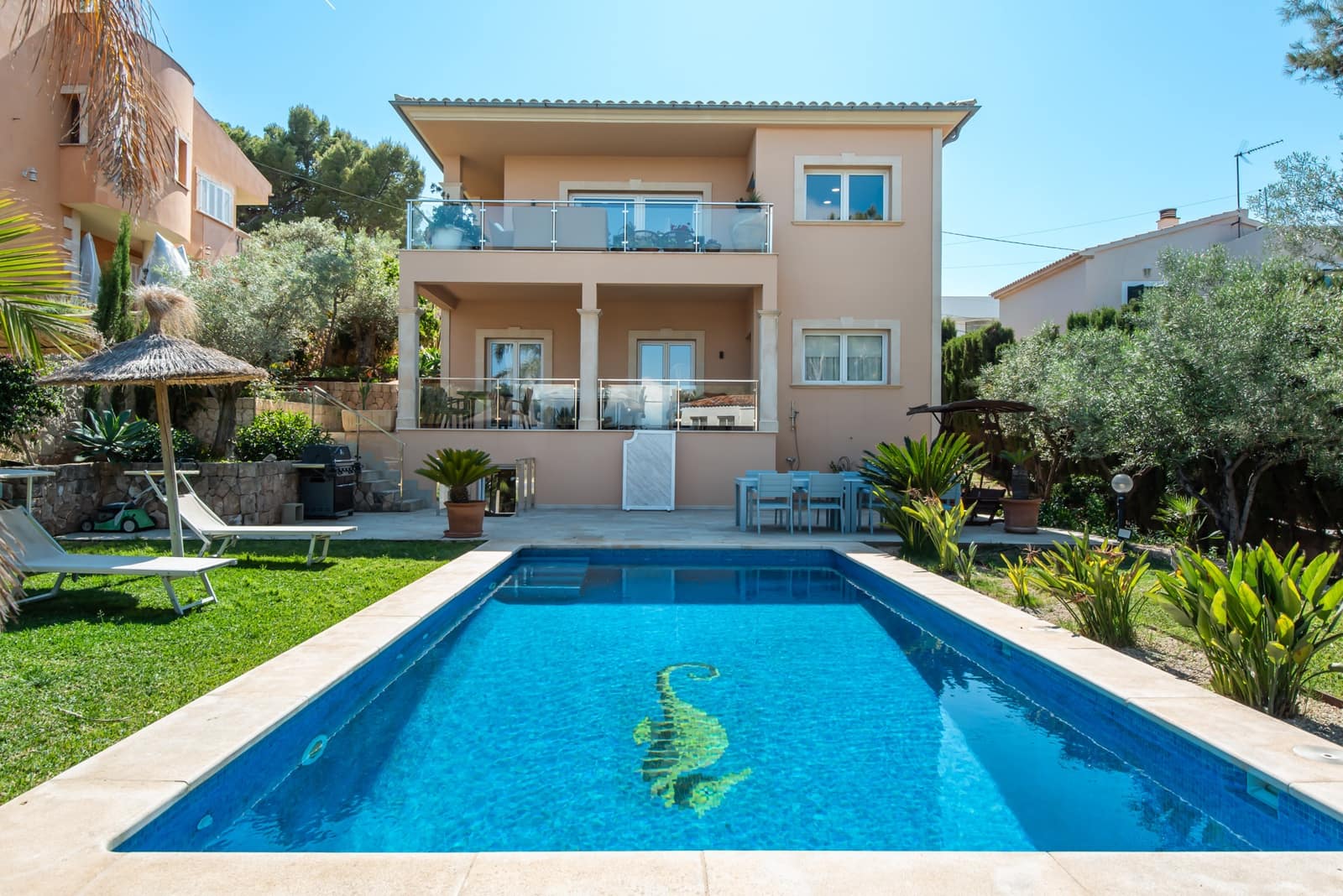 5 bedroom Villa for sale in El Toro / Port Adriano with pool - € 2,200,000 (Ref: 8988742)