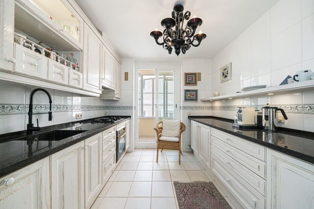 2 bedroom Apartment for sale in Palma de Mallorca - € 1,950,000 (Ref: 8999414)