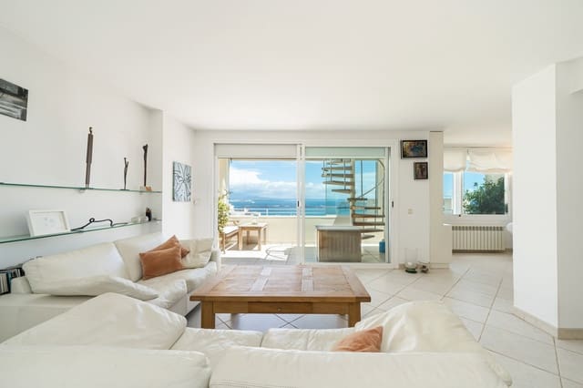 2 sypialnia Apartament na sprzedaż w La Seu, Palma de Mallorca z basenem garażem - 1 950 000 € (Ref: 8999414)