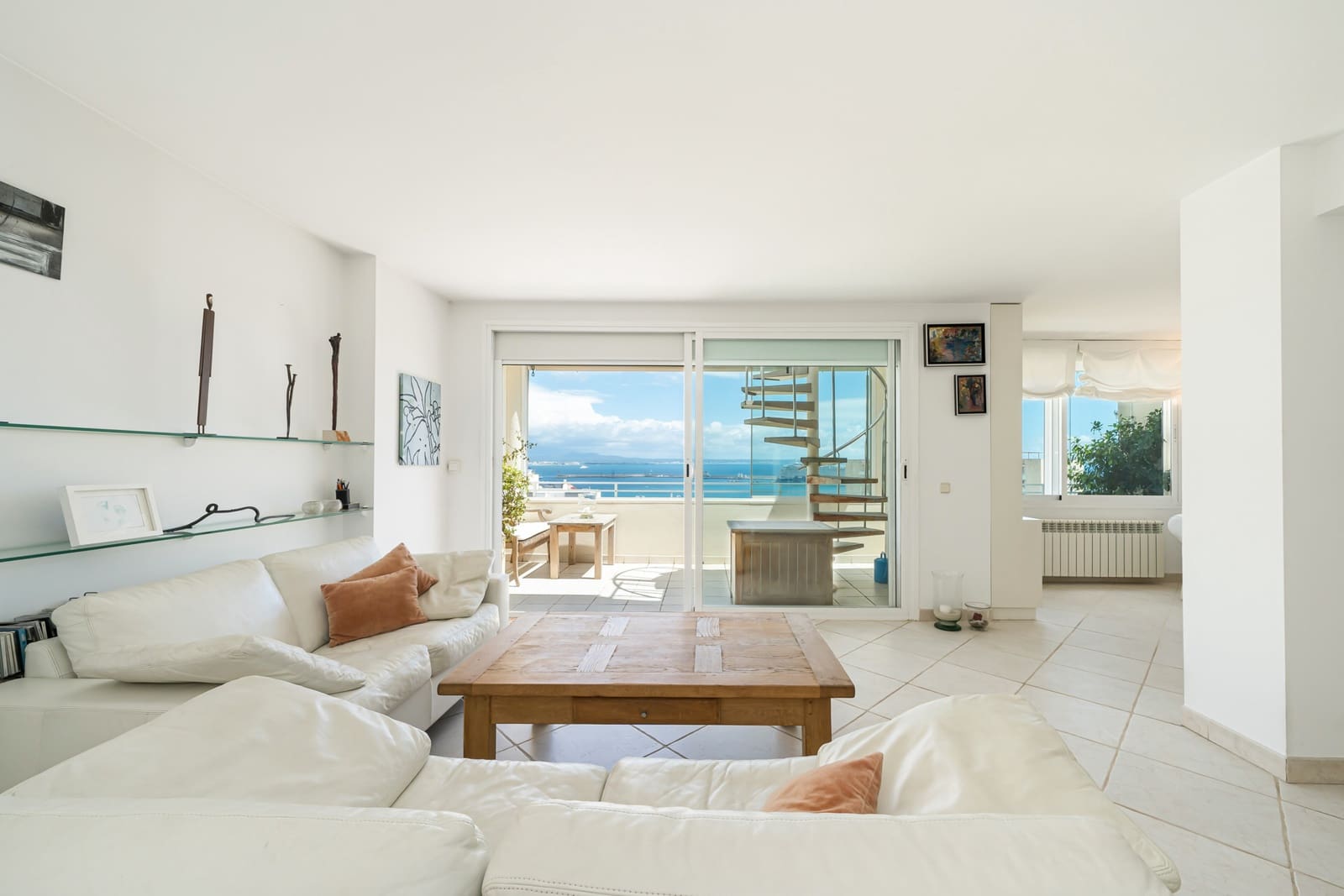 2 bedroom Penthouse for sale in Palma de Mallorca with pool garage - € 1,950,000 (Ref: 8999414)