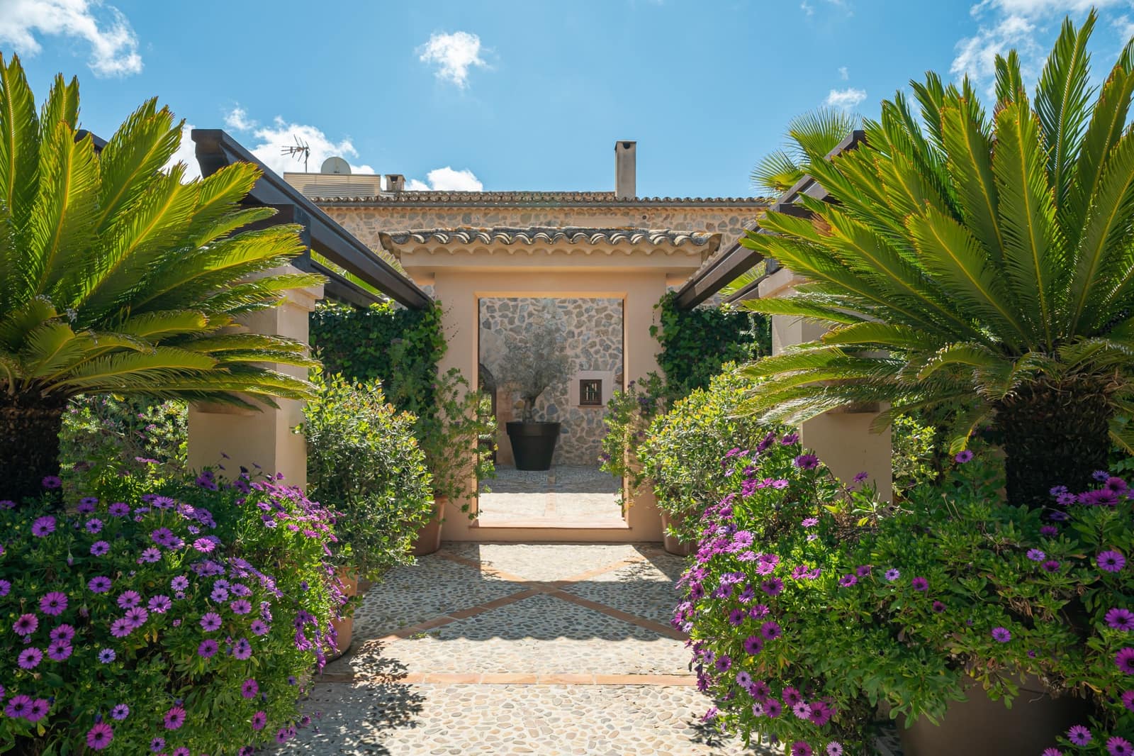 4 soveværelse Finca/Landehus til salg i Calvia med swimmingpool - € 7.250.000 (Ref: 9012445)
