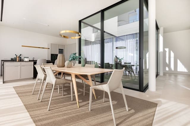 4 quarto Moradia para venda em Palma de Mallorca com piscina - 4 150 000 € (Ref: 9012447)