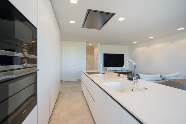 2 quarto Apartamento para venda em Santa Ponsa, Calvià com piscina - 2 390 000 € (Ref: 9023851)