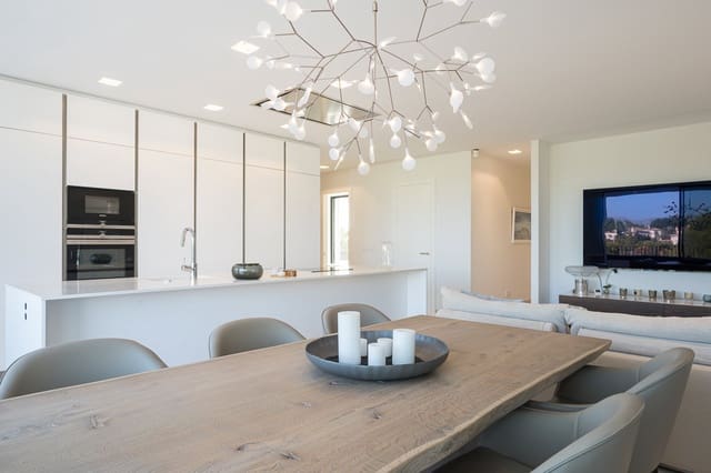 2 bedroom Apartment for sale in Santa Ponsa, Calvià with pool garage - € 2,390,000 (Ref: 9023851)