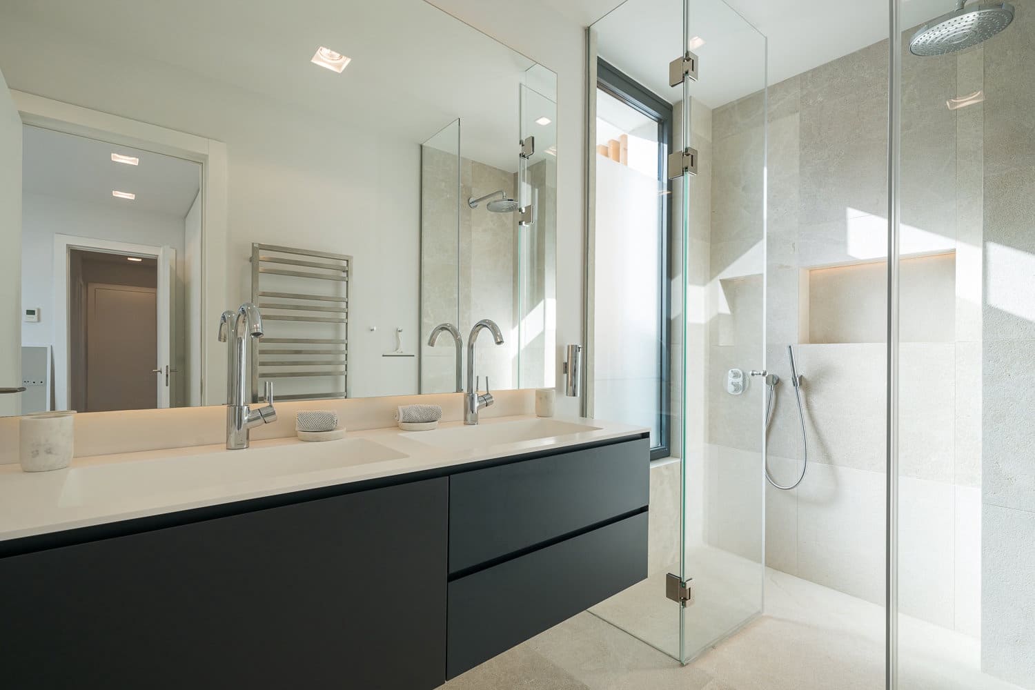 Apartamento de 2 habitaciones en Santa Ponsa en venta con piscina garaje - 2.390.000 € (Ref: 9023851)