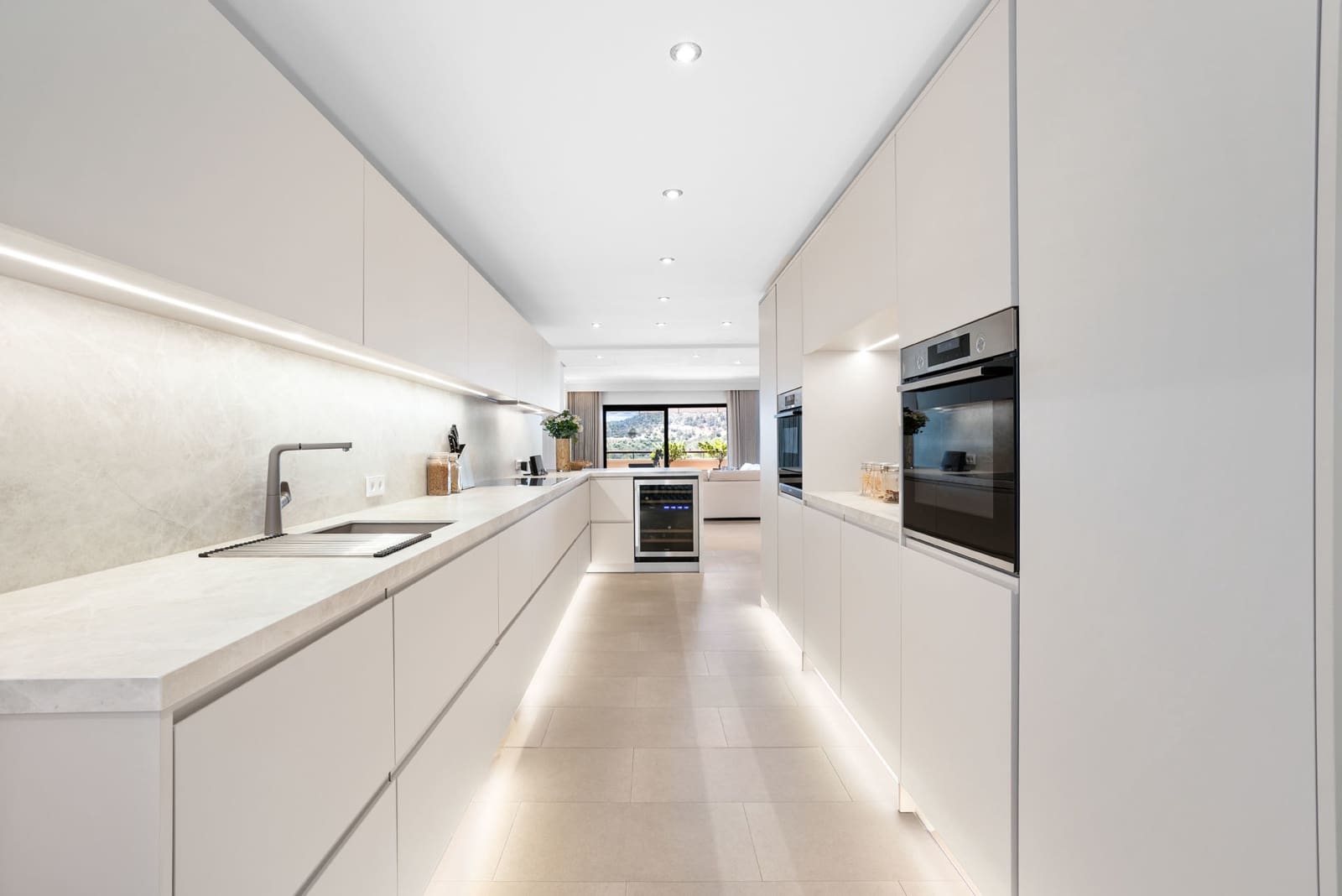 4 soveværelse Lejlighed til salg i Bendinat - € 2.950.000 (Ref: 9029992)