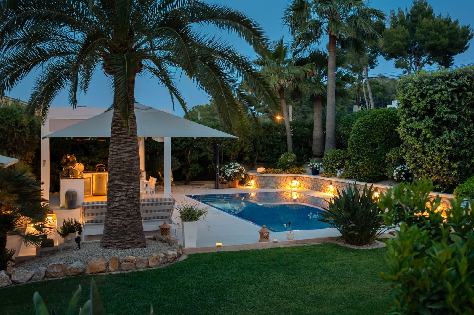 5 soveværelse Villa til salg i Costa de la Calma med swimmingpool - € 3.750.000 (Ref: 9068759)