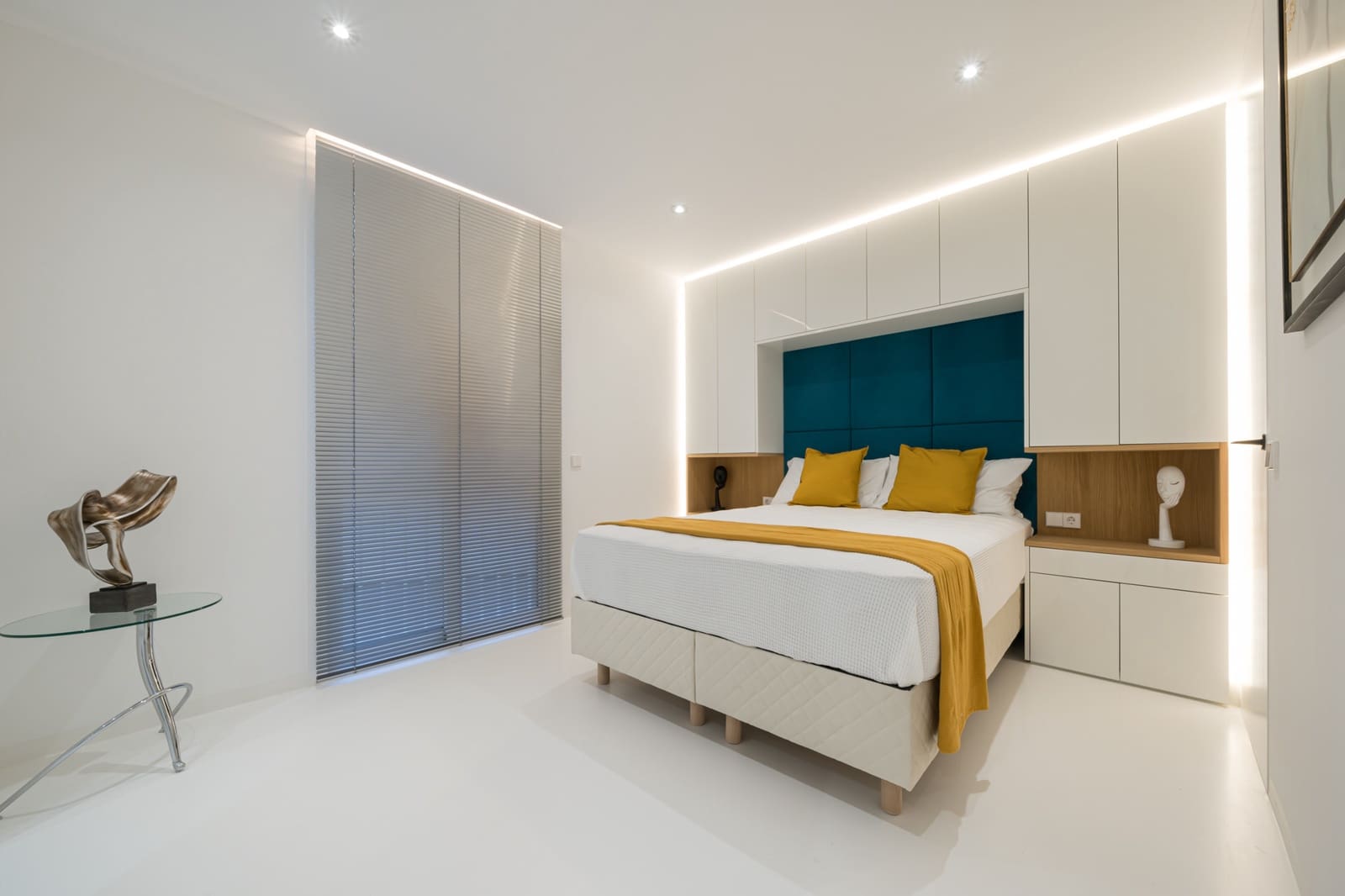 3 bedroom Apartment for sale in Palma de Mallorca - € 1,950,000 (Ref: 9068760)