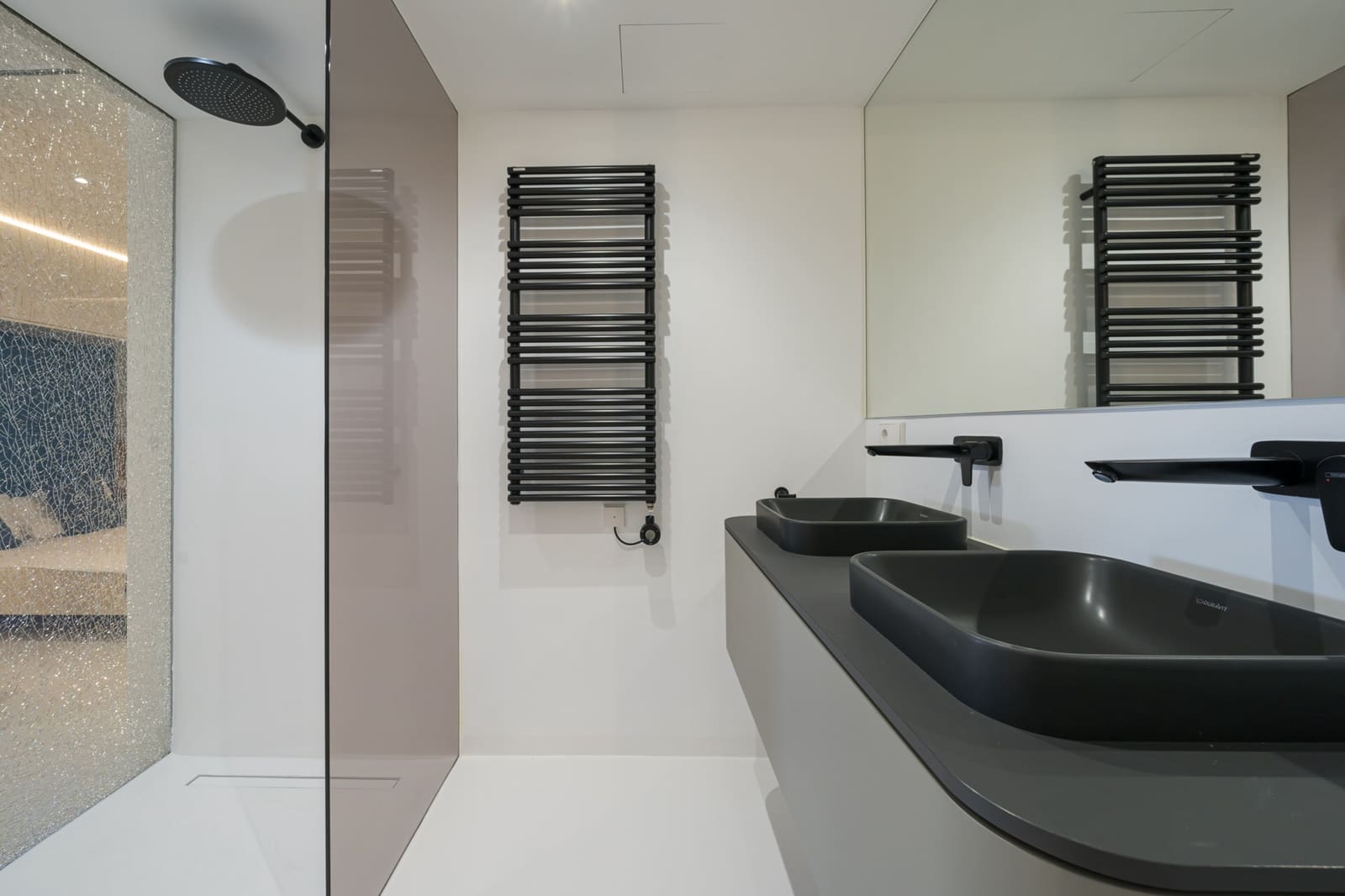 3 bedroom Apartment for sale in Palma de Mallorca - € 1,950,000 (Ref: 9068760)