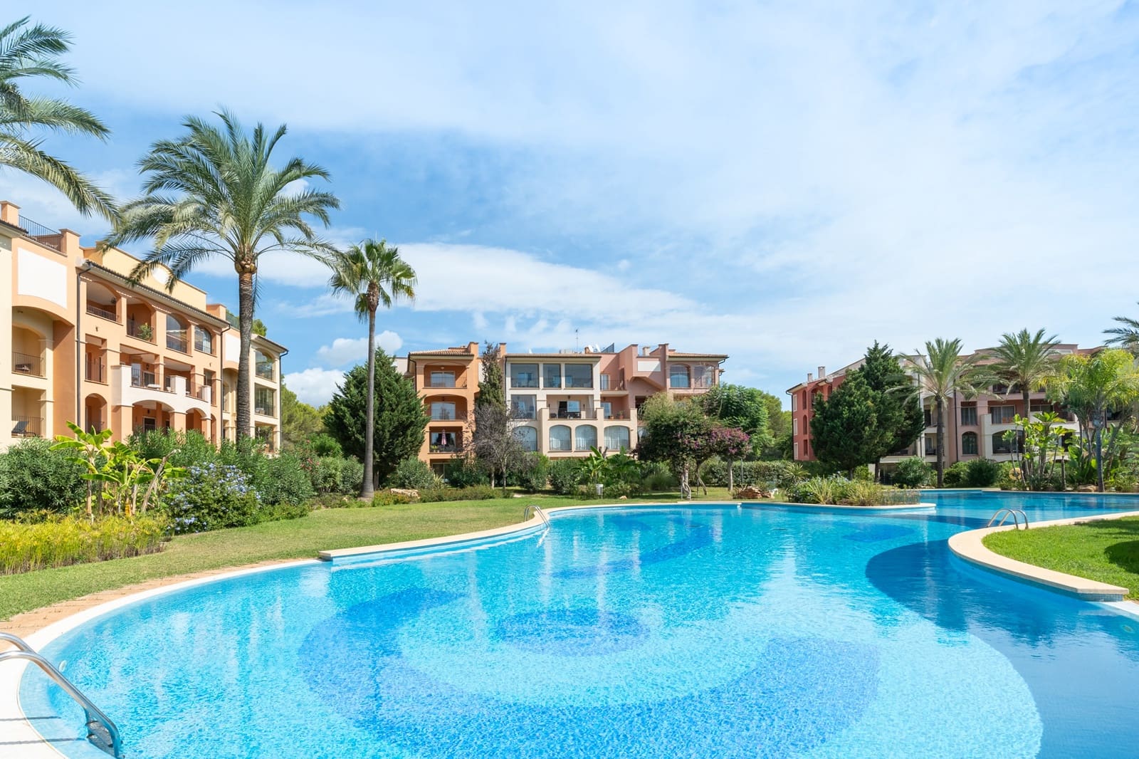 3 bedroom Apartment for sale in Santa Ponsa - € 1,490,000 (Ref: 9068761)