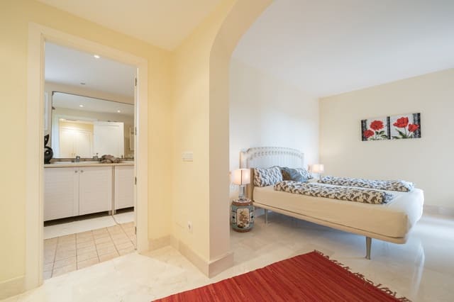 3 slaapkamer Appartement te koop in Santa Ponsa, Calvià - € 1.490.000 (Ref: 9068761)