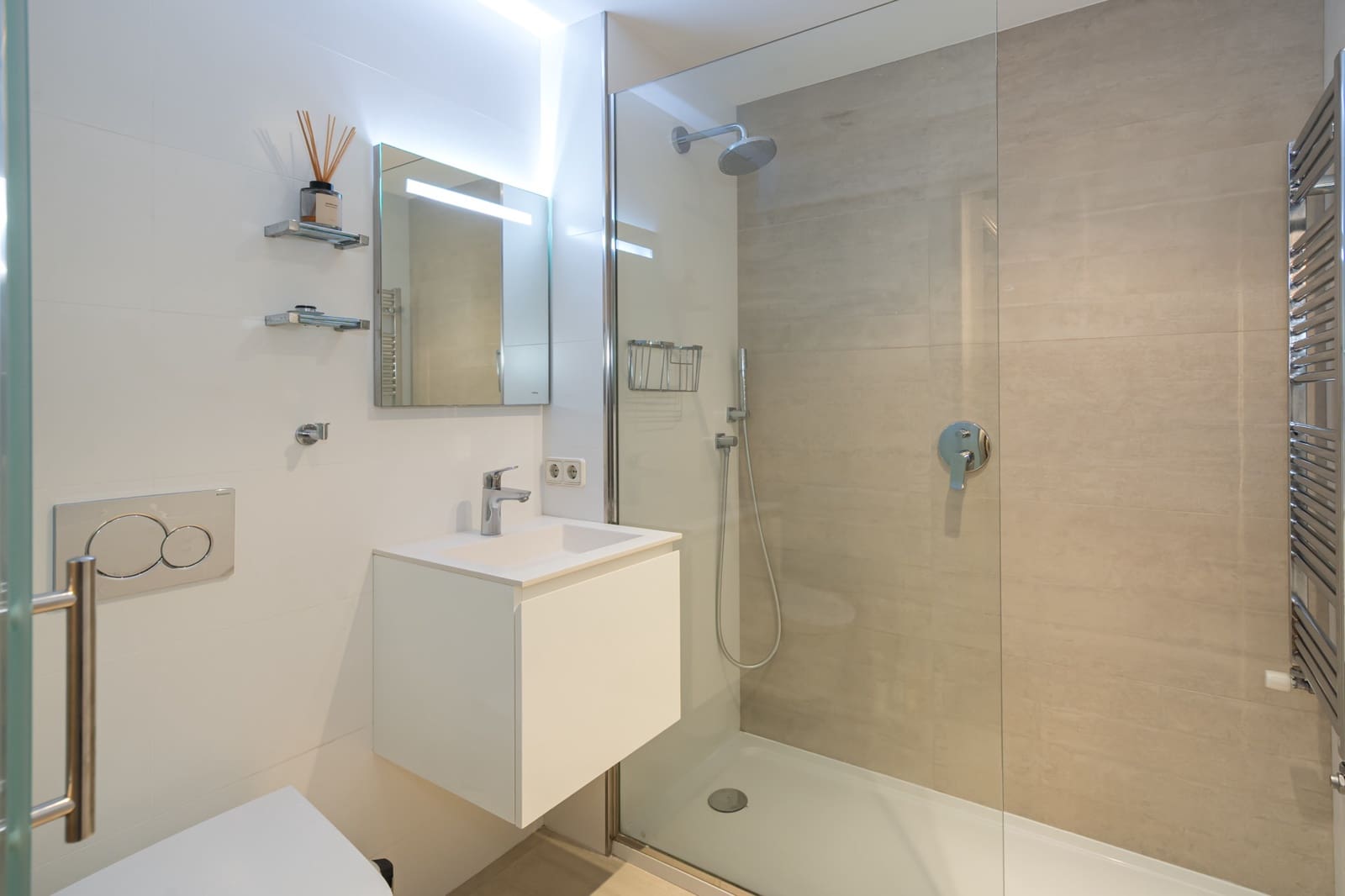 3 bedroom Apartment for sale in Palma de Mallorca - € 795,000 (Ref: 9085218)