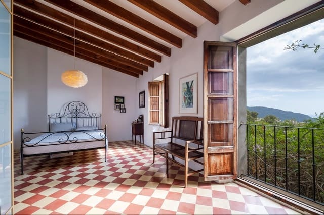 5 bedroom Finca/Country House for sale in Andratx with pool - € 3,950,000 (Ref: 9108594)