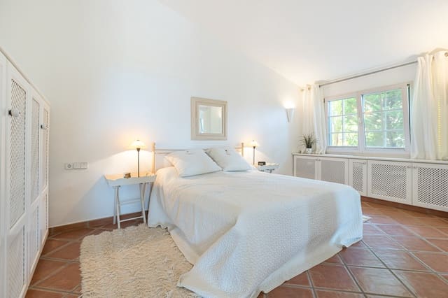 3 soveværelse Villa til salg i Costa de la Calma, Calvià med swimmingpool - € 1.980.000 (Ref: 9227082)