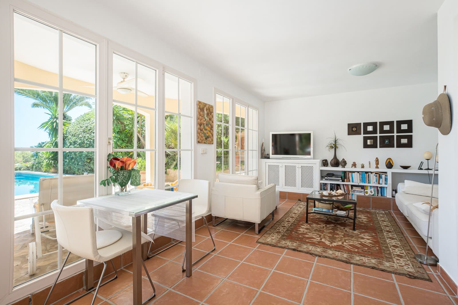 3 soveværelse Villa til salg i Costa de la Calma med swimmingpool - € 1.980.000 (Ref: 9227082)