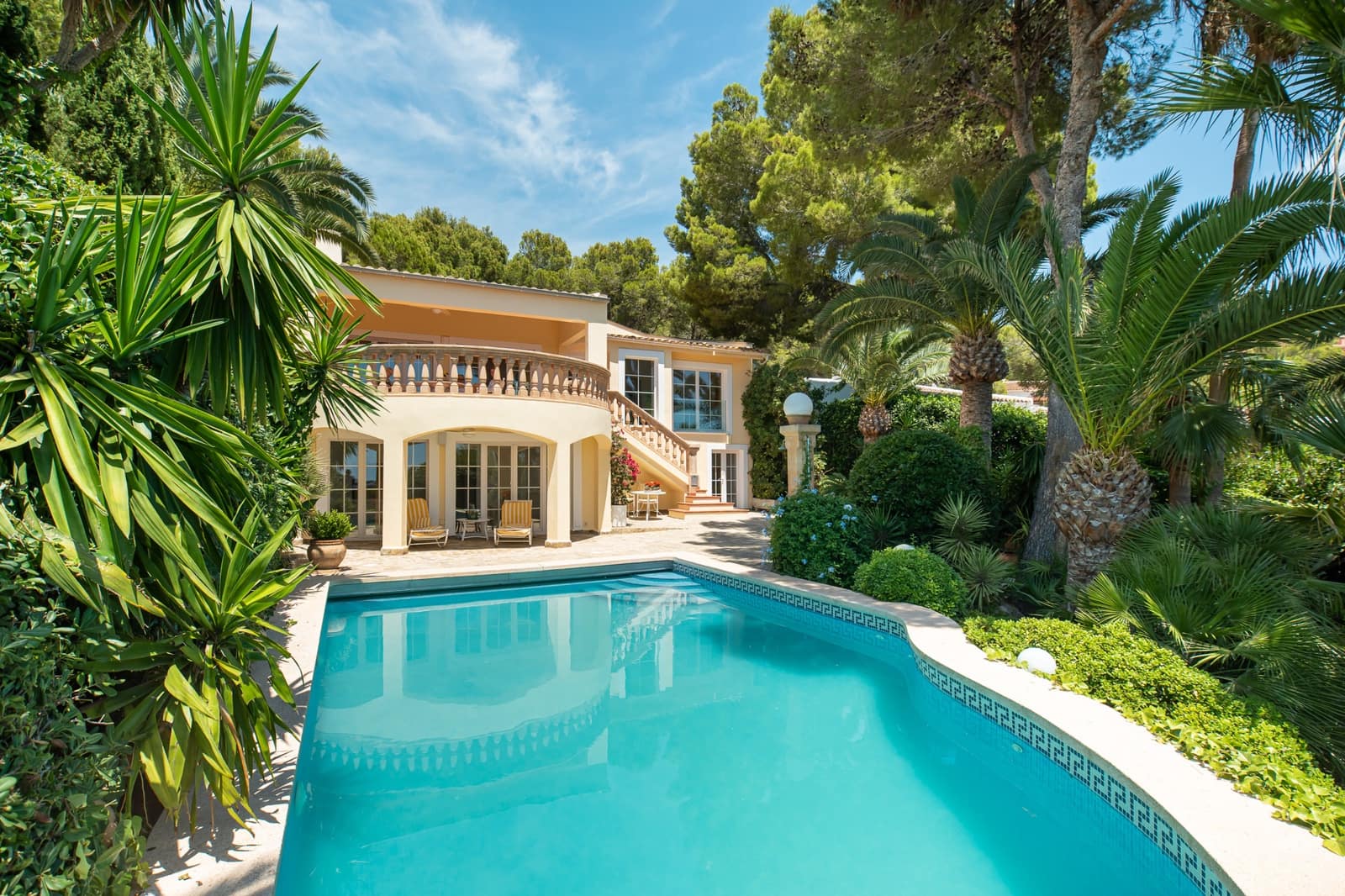 3 soveværelse Villa til salg i Costa de la Calma med swimmingpool - € 1.980.000 (Ref: 9227082)