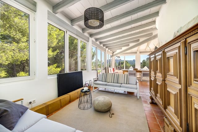 6 bedroom Finca/Country House for sale in Es Capdella, Calvià with pool - € 1,650,000 (Ref: 9227083)