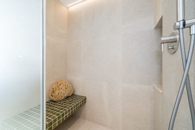 2 soveværelse Lejlighed til salg i Cala Vinyes / Cala Vinyas / Cala Viñas, Calvià - € 870.000 (Ref: 9227084)