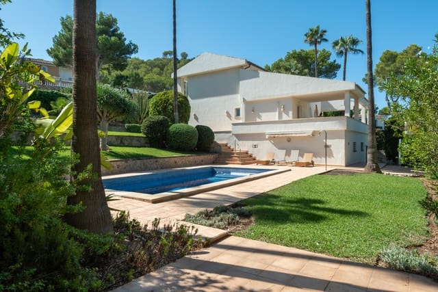 3 slaapkamer Villa te koop in Santa Ponsa, Calvià met zwembad - € 1.850.000 (Ref: 9239675)