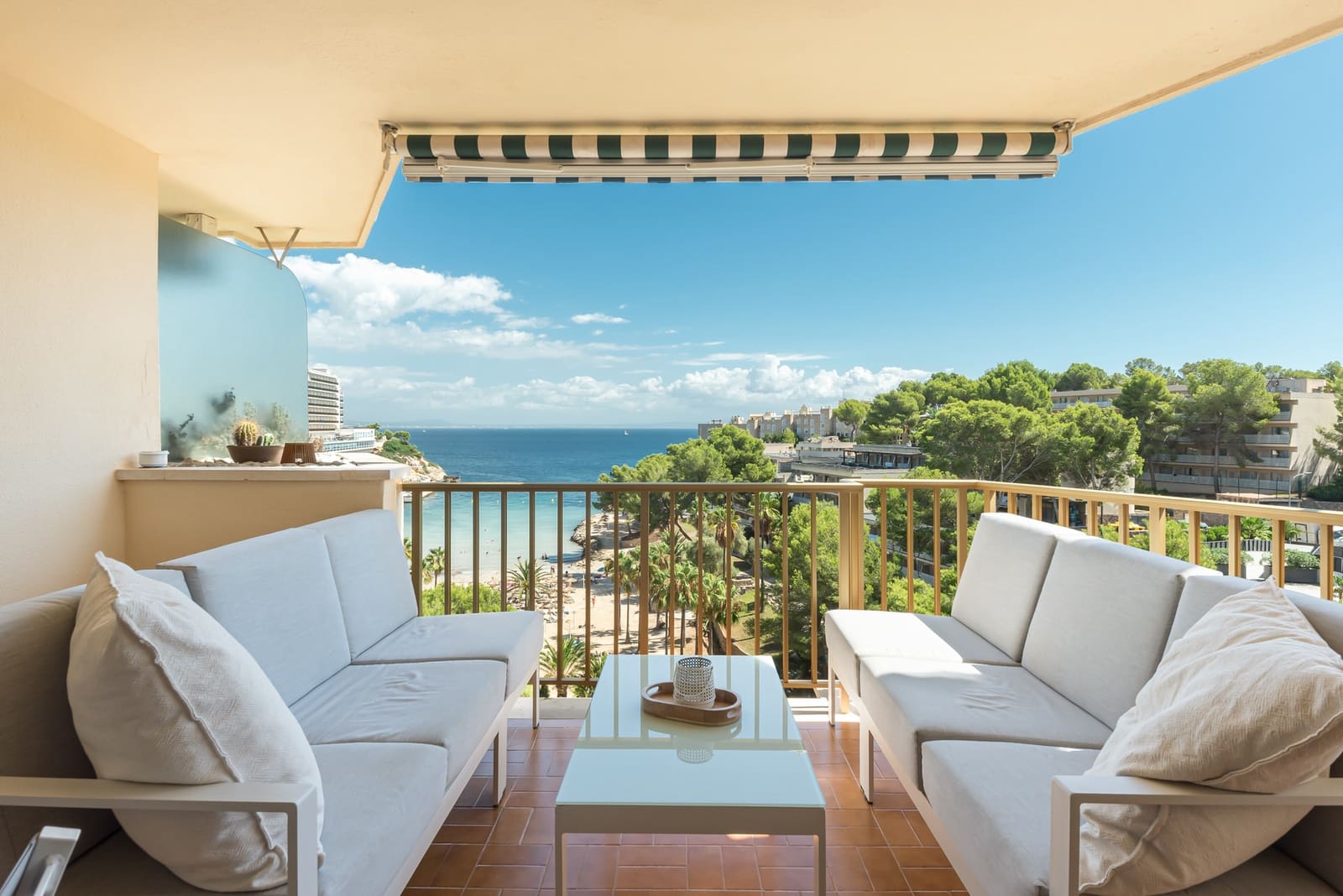 3 soverom Leilighet til salgs i Cala Vinyes / Cala Vinyas / Cala Vinas - € 990 000 (Ref: 9242852)