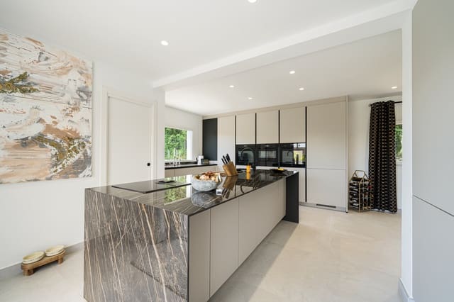 5 bedroom Villa for sale in Es Capdella, Calvià - € 2,395,000 (Ref: 9265387)