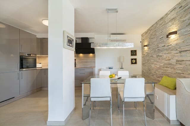 2 soveværelse Lejlighed til salg i Costa de la Calma, Calvià - € 645.000 (Ref: 9294246)