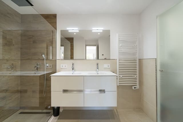 2 soveværelse Lejlighed til salg i Costa de la Calma, Calvià - € 645.000 (Ref: 9294246)