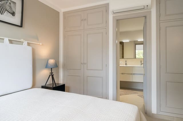 2 makuuhuone Huoneisto myytävänä paikassa Costa de la Calma, Calvià mukana uima-altaan - 645 000 € (Ref: 9294246)