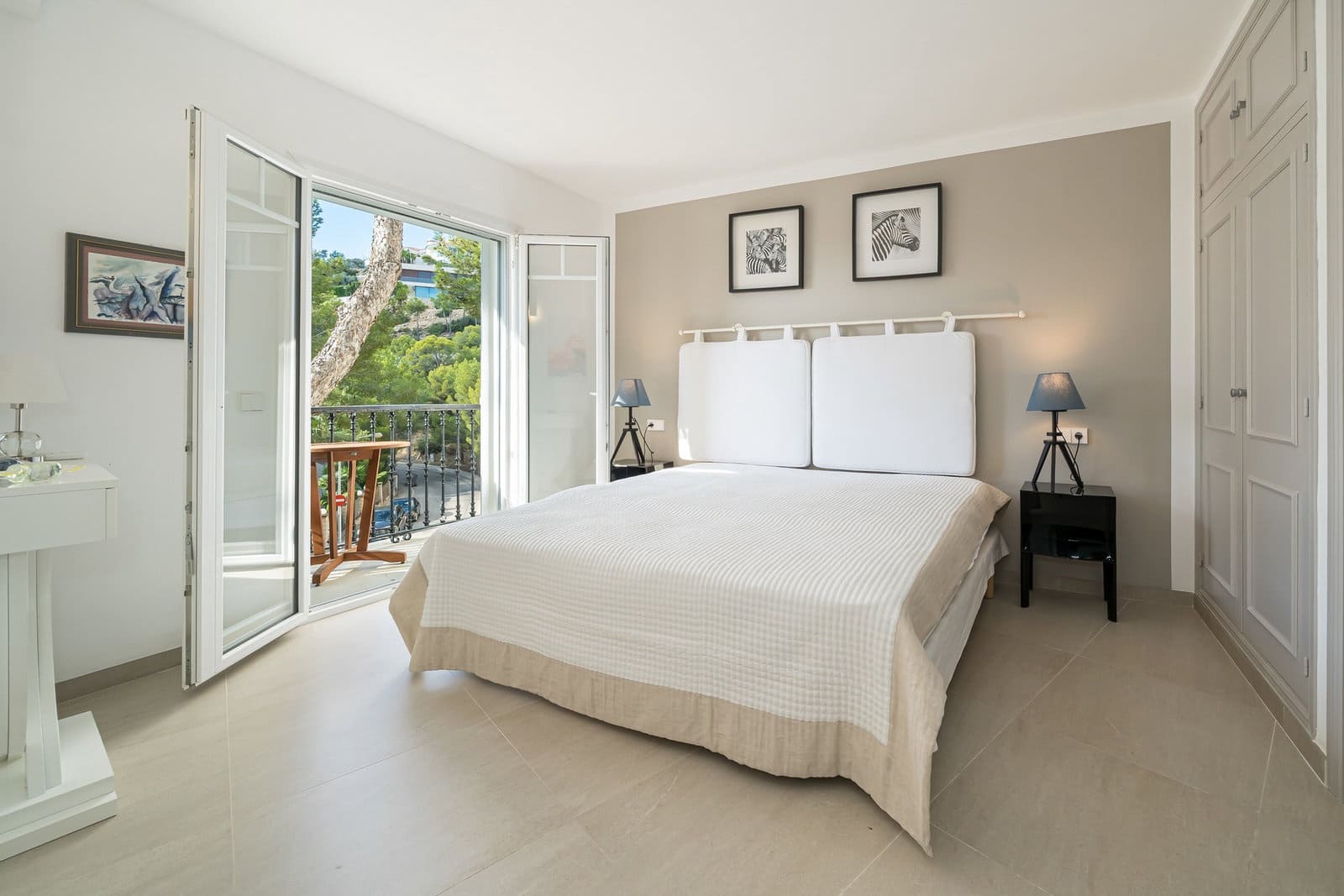 2 bedroom Apartment for sale in Costa de la Calma with pool - € 645,000 (Ref: 9294246)