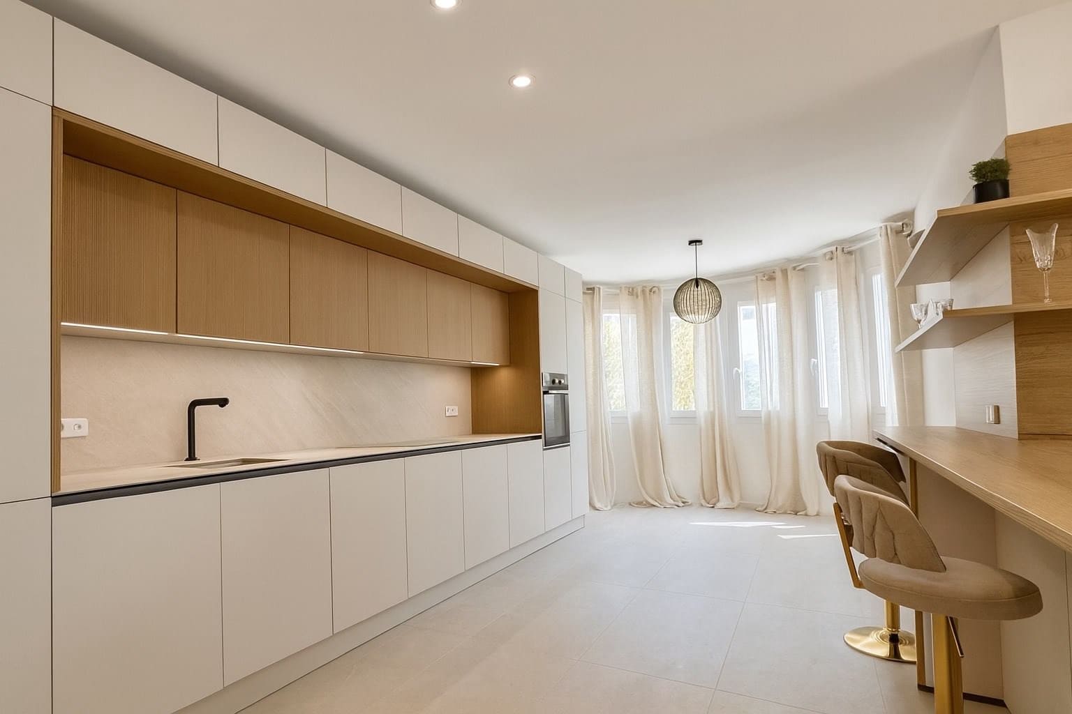 4 soveværelse Villa til salg i Santa Ponsa med swimmingpool - € 3.250.000 (Ref: 9300908)