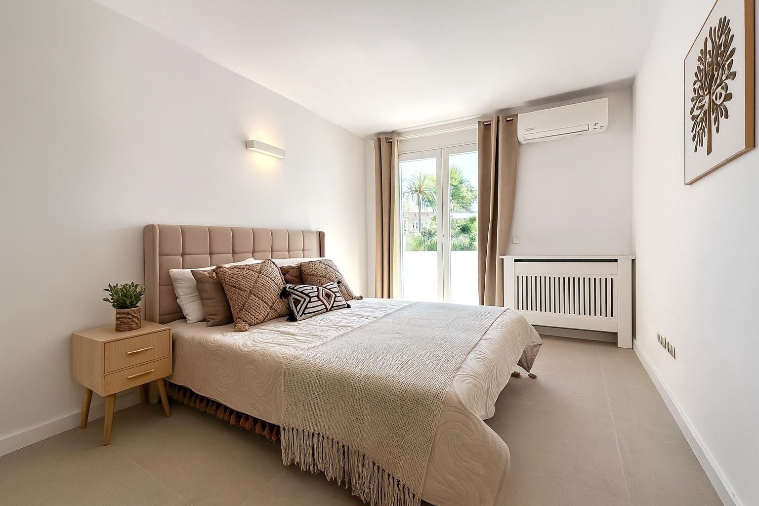 4 soveværelse Villa til salg i Santa Ponsa med swimmingpool - € 3.250.000 (Ref: 9300908)