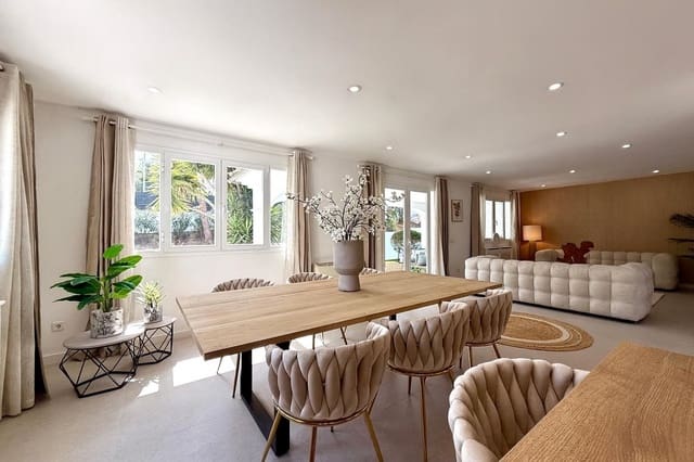 4 soveværelse Villa til salg i Santa Ponsa, Calvià med swimmingpool - € 3.250.000 (Ref: 9300908)