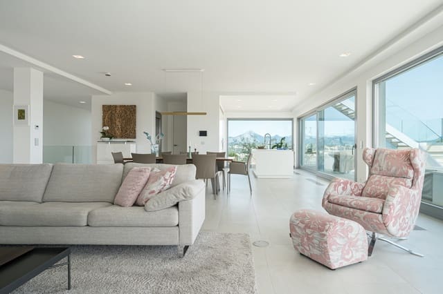 4 soveværelse Villa til salg i Santa Ponsa, Calvià med swimmingpool - € 5.900.000 (Ref: 9330482)