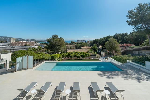 5 soveværelse Villa til salg i Palmanova, Calvià med swimmingpool - € 4.450.000 (Ref: 9330484)