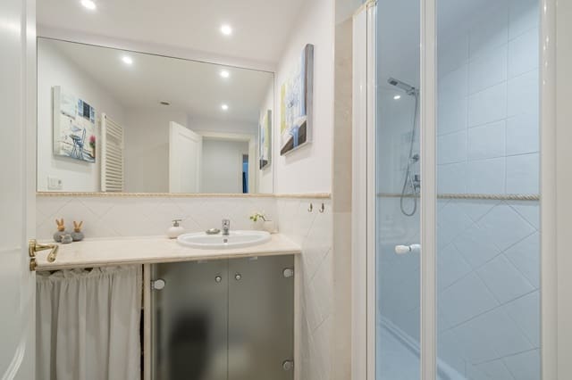 3 slaapkamer Appartement te koop in Santa Ponsa, Calvià met zwembad - € 895.000 (Ref: 9337780)